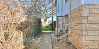 1233 North Grand Boulevard Gallery 34