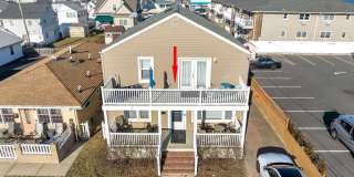 100 18th Avenue Gallery 18