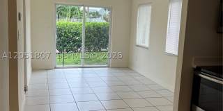 901 NW 22nd Ct Gallery 4