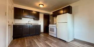 Outstanding 2 Bedroom in Cheswick with Central A/C & Yard! Call Today! Gallery 1