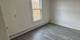 28 Garnet Street Gallery 10