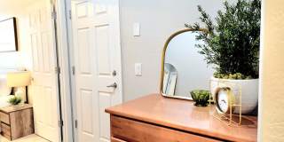 FULLY-FURNISHED 4/Bed 2/Bath in LAVEEN Gallery 19