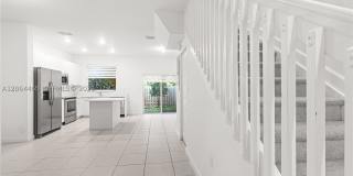 12121 NW 23rd Ct Gallery 1