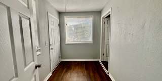 Wonderful Bungalow Just Renovated! Gallery 7