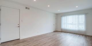Stylish Mid‑Century Building in West Adams Park Tract Gallery 27