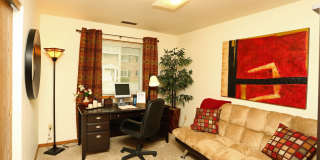 Deckner Manor Gallery 11