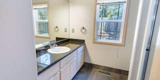 Fort Stevens Home 3 Bedroom, 2 Bath Gallery 20