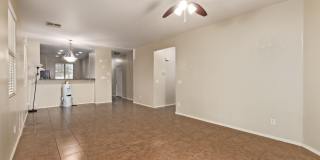 Attractive 3 bed, 2 bath home Gallery 8