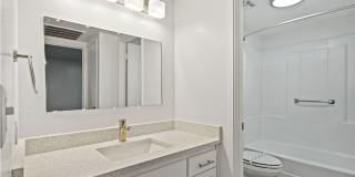 Country Lake Apartments Gallery 18