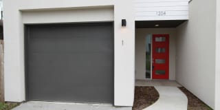 Contemporary East Austin Home with Private Yard & Garage Gallery 5
