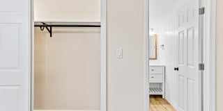 42 Forsythe St Gallery 19