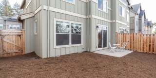 3 Bedroom + Flex Space in Central Location - Close to Old Mill! Gallery 21