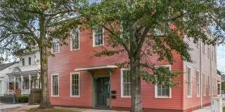 600 PELICAN Street Gallery 1