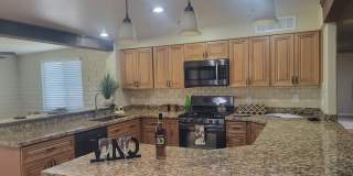 3 Bed 2 Bath 3 Bed 2 Bath Gallery 1