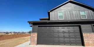 BRAND NEW 3 Bed 2.5 Bath 2 Car Garage BRAND NEW 3 Bed 2.5 Bath 2 Car Garage Gallery 1