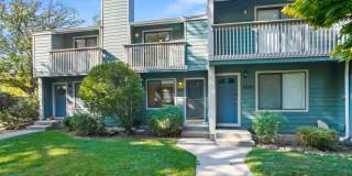 Charming 2bd/1.5ba SE Boise Townhome w/Pool Gallery 1