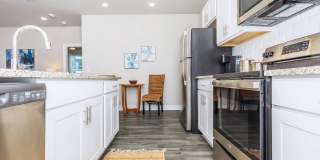 Windsor at Manhattan Gallery 48