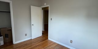 717 Edgewood Street Duplex Gallery 12