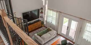Luxury Carriage House Estate (Executive Elite) Gallery 14
