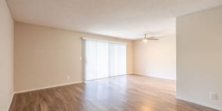 The Villas at Woodland Hills Gallery 40