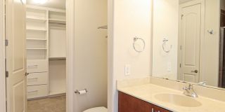 Piedmont Row Condo! Gallery 12