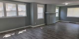 2 Bedroom / 2 Bath with Bonus Room Gallery 3