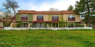 855 West Moorhead Circle - AUnit A Gallery 3