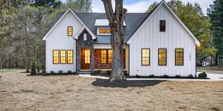 1625 N Main Street Gallery 65