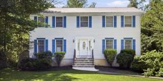 2057 Lakeside Dr Gallery 1