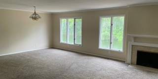 5309 Malibu Drive Gallery 10