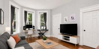 841 N Damen Avenue Gallery 4