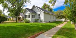 Beautifully remodeled 3 Bedroom Bungalow in Old Town Gallery 3