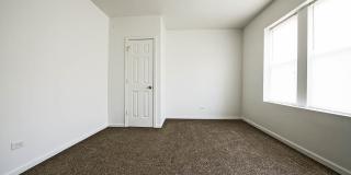 1117 N Lawler Ave Gallery 19