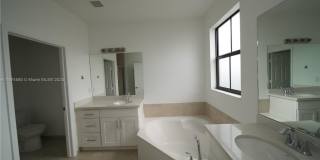 10457 NW 61st Street, Doral, FL 33178 Gallery 16