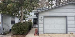 3 Bedroom Backing up to San Felasco Hammock Gallery 1