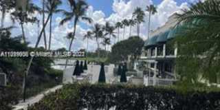 9441 Live Oak Pl Gallery 37