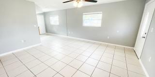 2BED/1BATH Duplex AVAILABLE NOW! Gallery 7