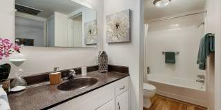 Country Lake Apartments Gallery 40