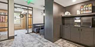 Ruxton Towers Apartments Gallery 36