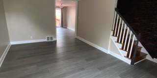 3b1.5b Row House with Deck near Torresdale ave Available Now Gallery 5