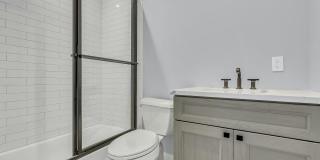 156 W Broadway Gallery 19