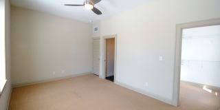4701 McPherson Gallery 14