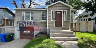 3 Bedroom 1 bath - 1 car garage - "Pet Negotiable" 3 Bedroom 1 bath - 1 car garage - "Pet Negotiable" Gallery 23