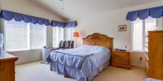 Spacious 4 Bedroom Shadowridge Home Available May 1st Gallery 17