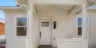 Spacious 2 Bed 2.5 Bath in the heart of Baker! Gallery 1