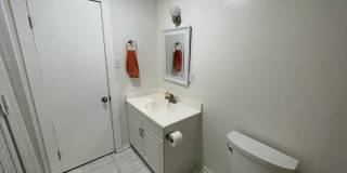 4810 Annunciation Street Gallery 10