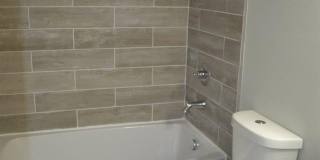 15 ENGLEWOOD DR Gallery 29