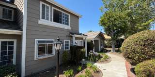 COMING SOON! Beautiful 2-Bedroom Townhome in Simi Valley! Gallery 1