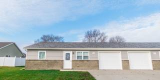 2 bed 1 bath Duplex for rent in Lowell Gallery 1