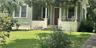 417 Jackson Avenue Gallery 1